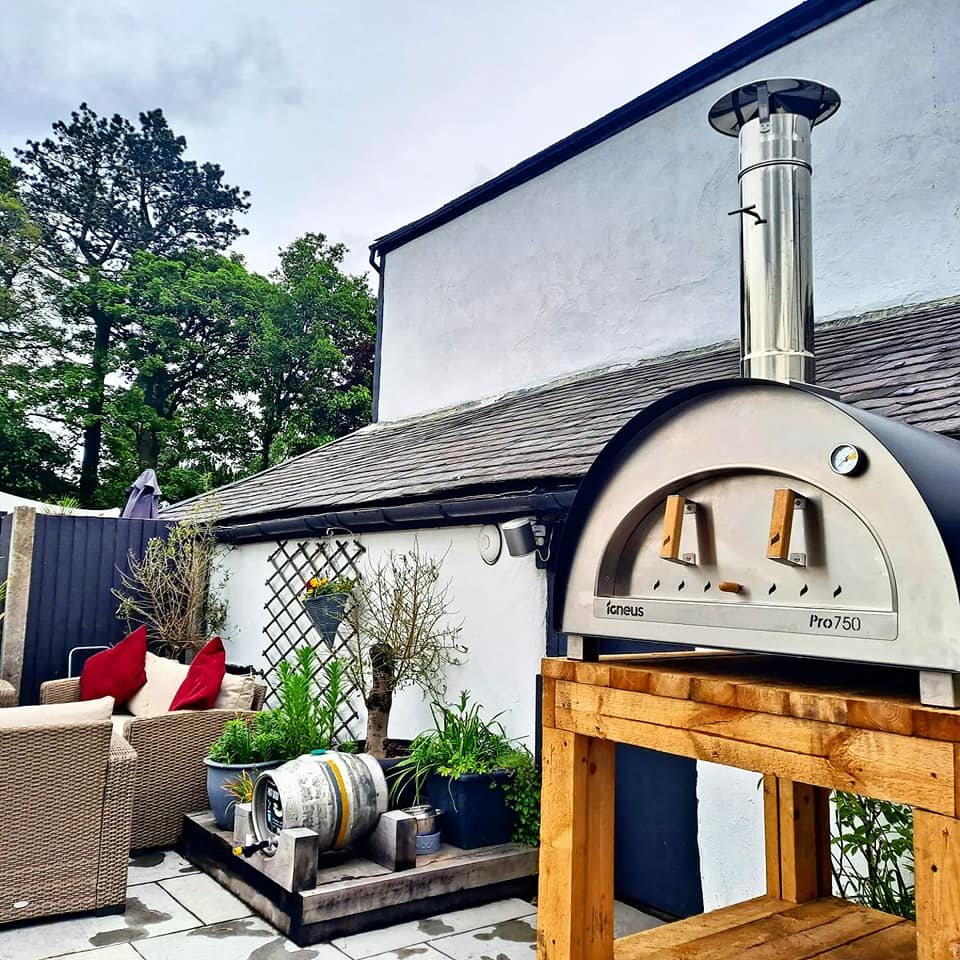 Igneus Pro 750 Pizza Oven Bundle