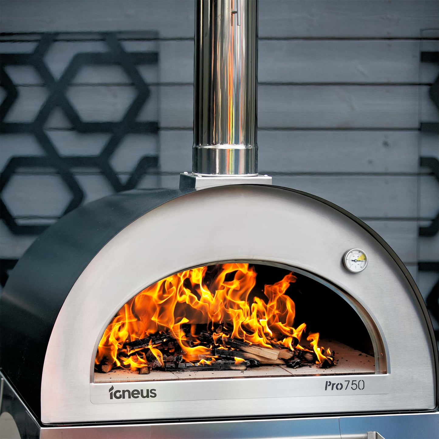 Igneus Pro 750 Pizza Oven Bundle